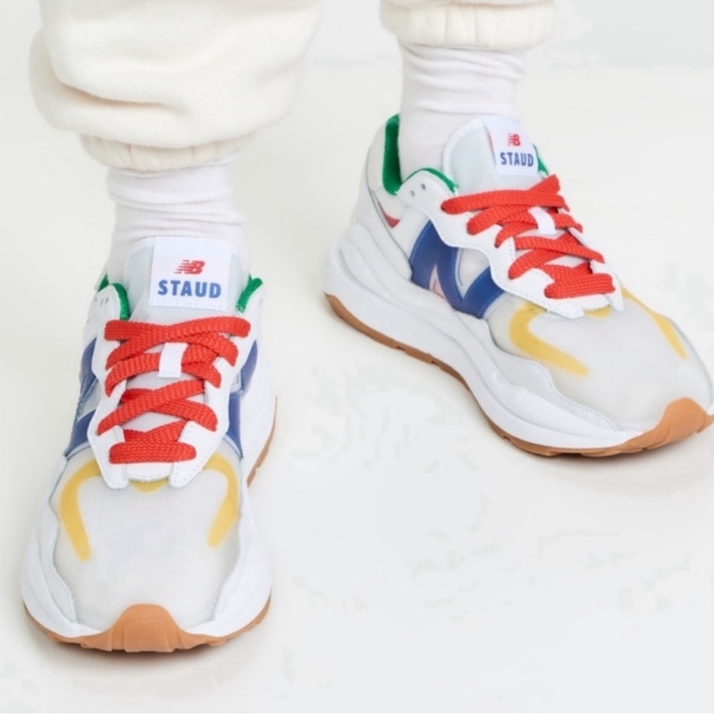 STAUD White Athletic Sneakers with Blue Panels and Red Laces